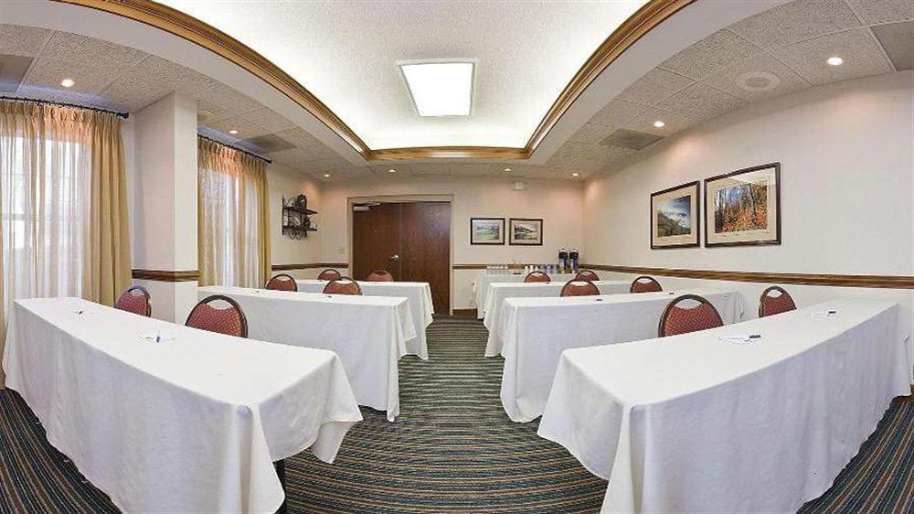 Holiday Inn Express Hotel & Suites Conover - Hickory Area By Ihg Exteriör bild