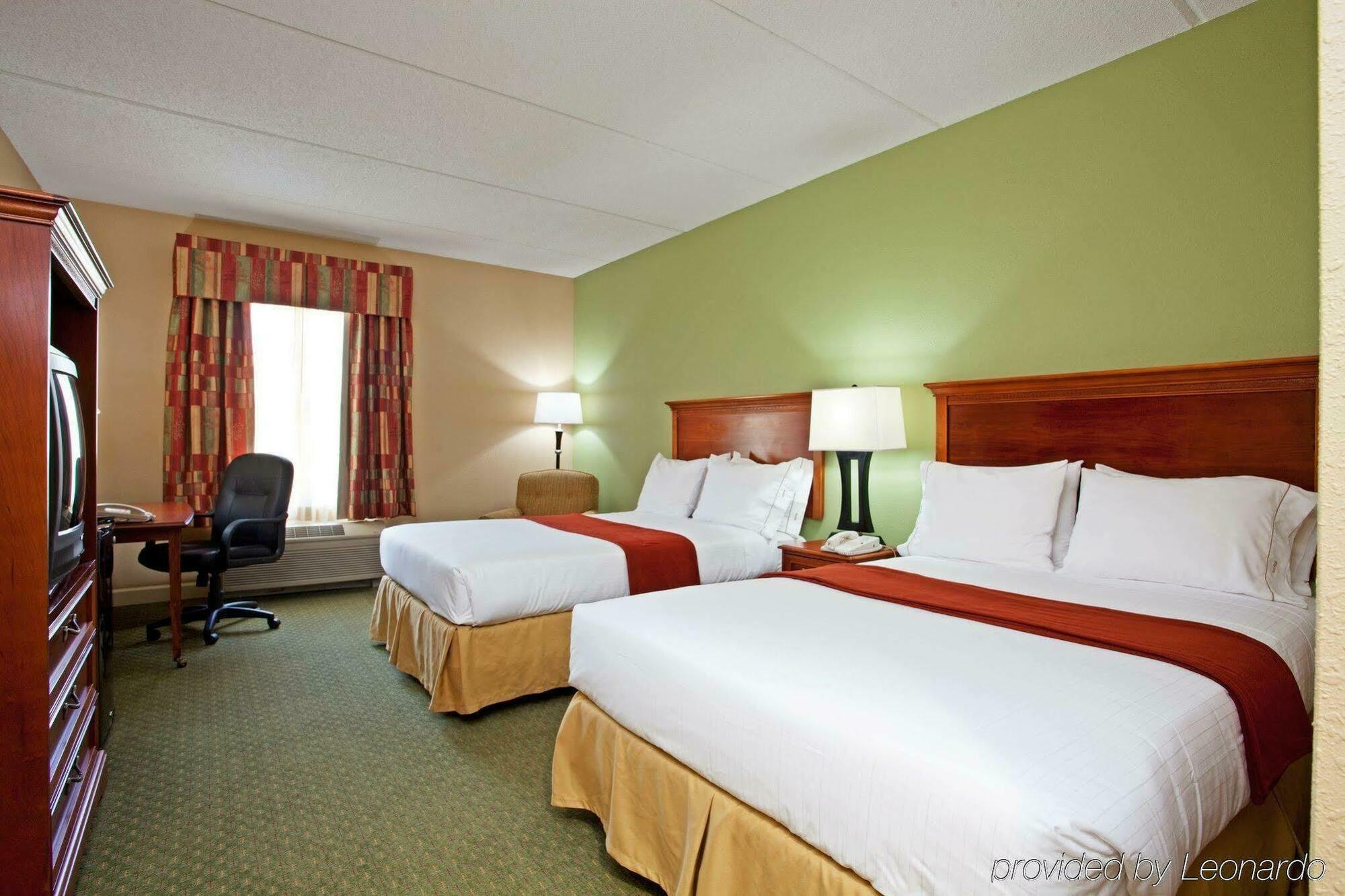 Holiday Inn Express Hotel & Suites Conover - Hickory Area By Ihg Exteriör bild