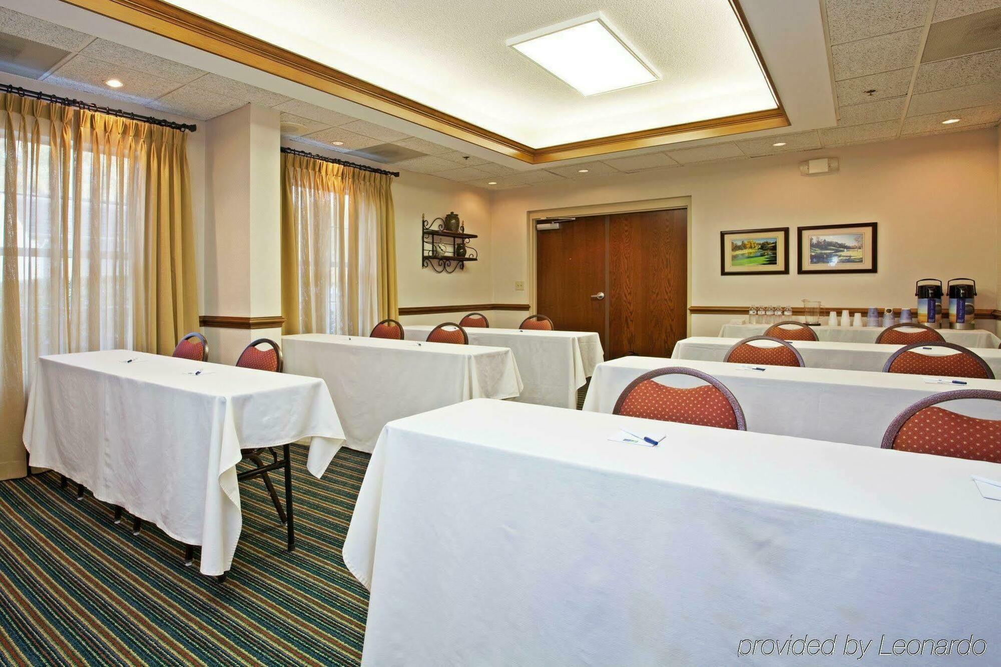 Holiday Inn Express Hotel & Suites Conover - Hickory Area By Ihg Exteriör bild